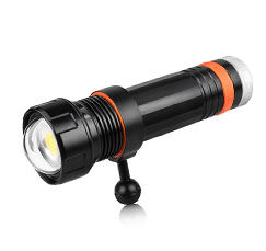 91视频成人版OrcaTorch D950V 2.0潛水手電筒